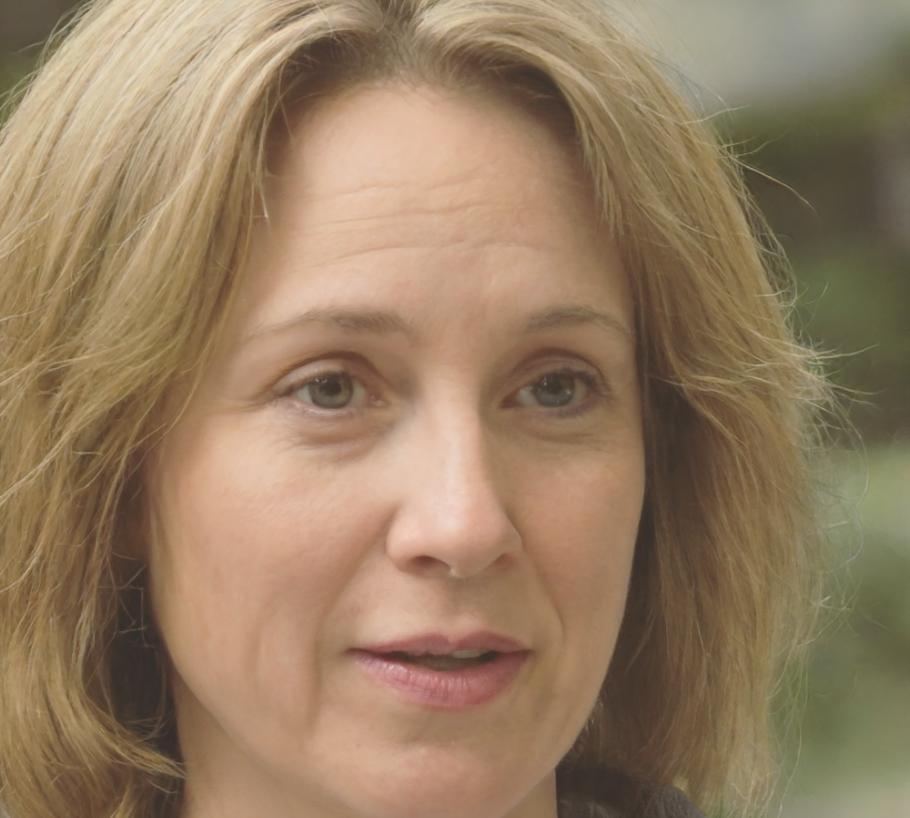 Portrait de Céleste Moreau, formatrice en planification financière